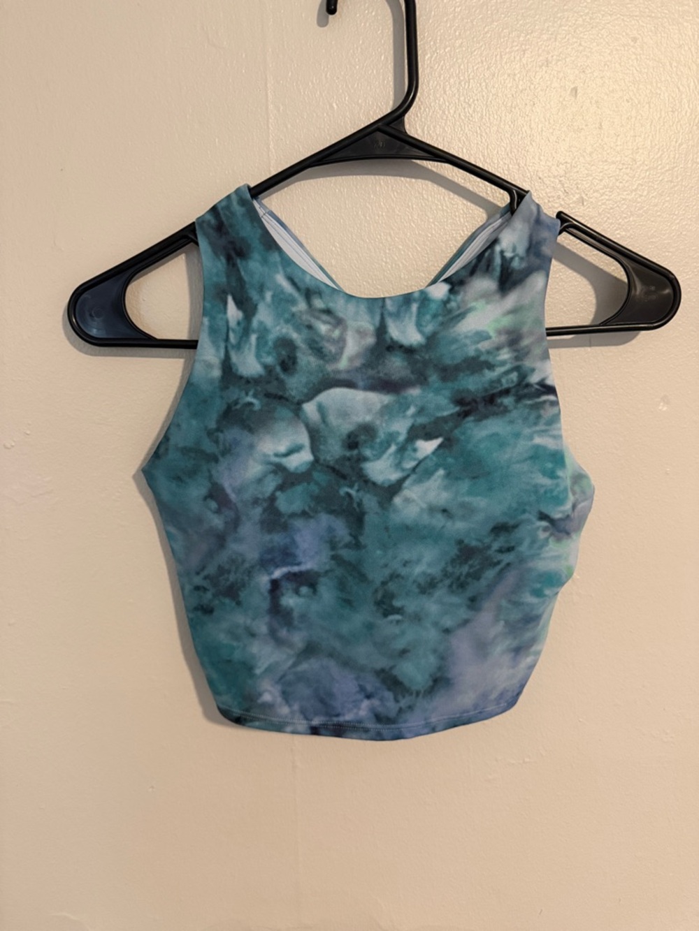 Athleta Oceanic Tie-Dye Crop Top